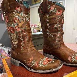 Womens Corral Square Toe Boots Size 9.5